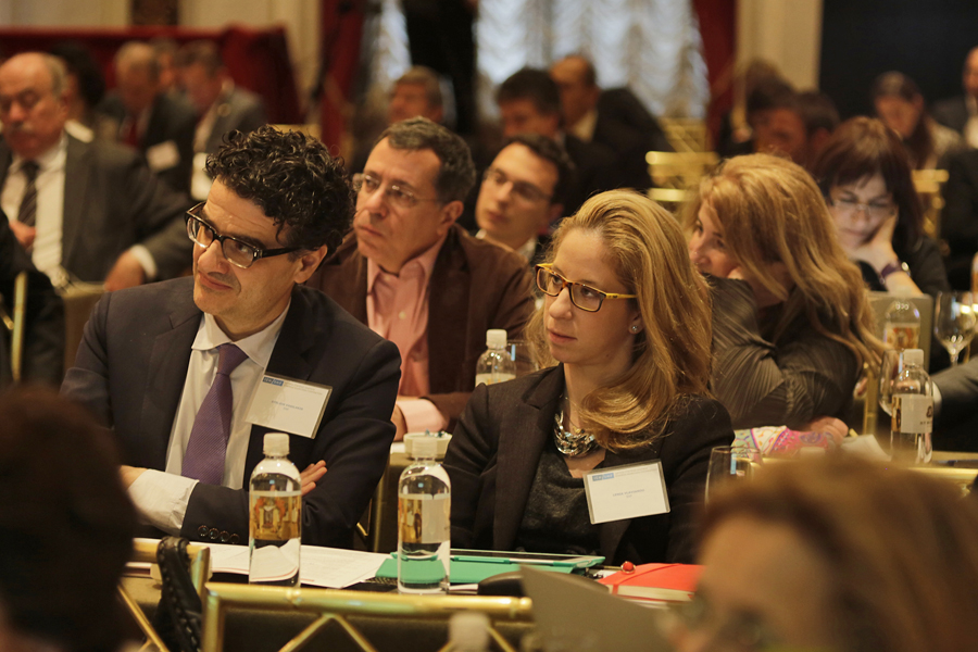 Μέλη του Ιδρύματος Σταύρος Νιάρχος στο ακροατήριο του συνεδρίου