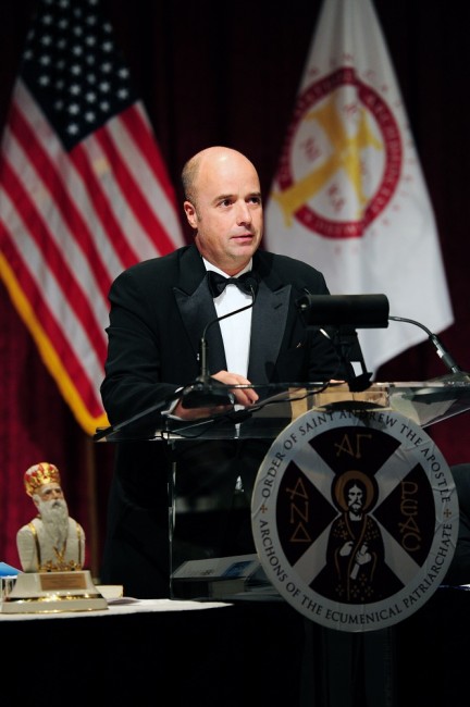 Ο Αντρέας Δρακόπουλος, Πρόεδρος του Ιδρύματος Σταύρος Νιάρχος, μιλά στο βήμα του Οικουμενικού Πατριαρχίου στην Αμερική