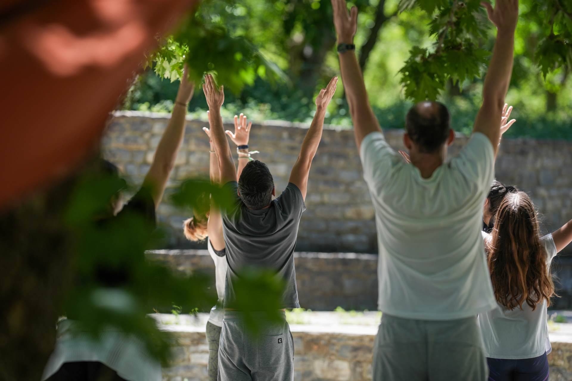  Άνθρωποι που κάνουν γιόγκα.