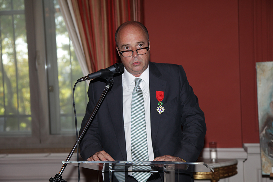 Ο Ανδρέας Δρακόπουλος, συμπρόεδρος του Ιδρύματος Σταύρος Νιάρχος, δίνει ομιλία 